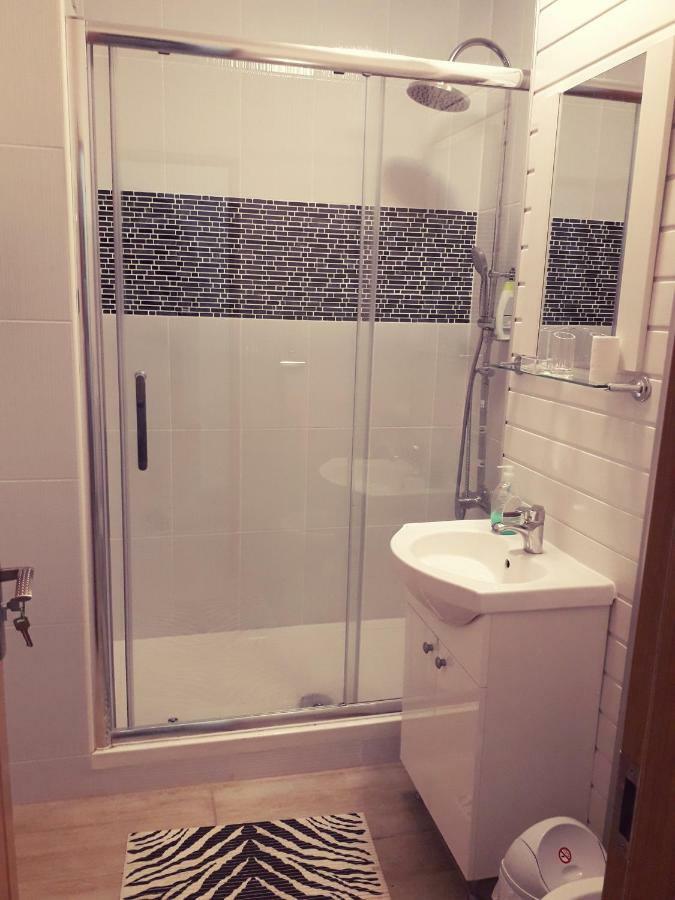 Iasi City Break Rooms Экстерьер фото